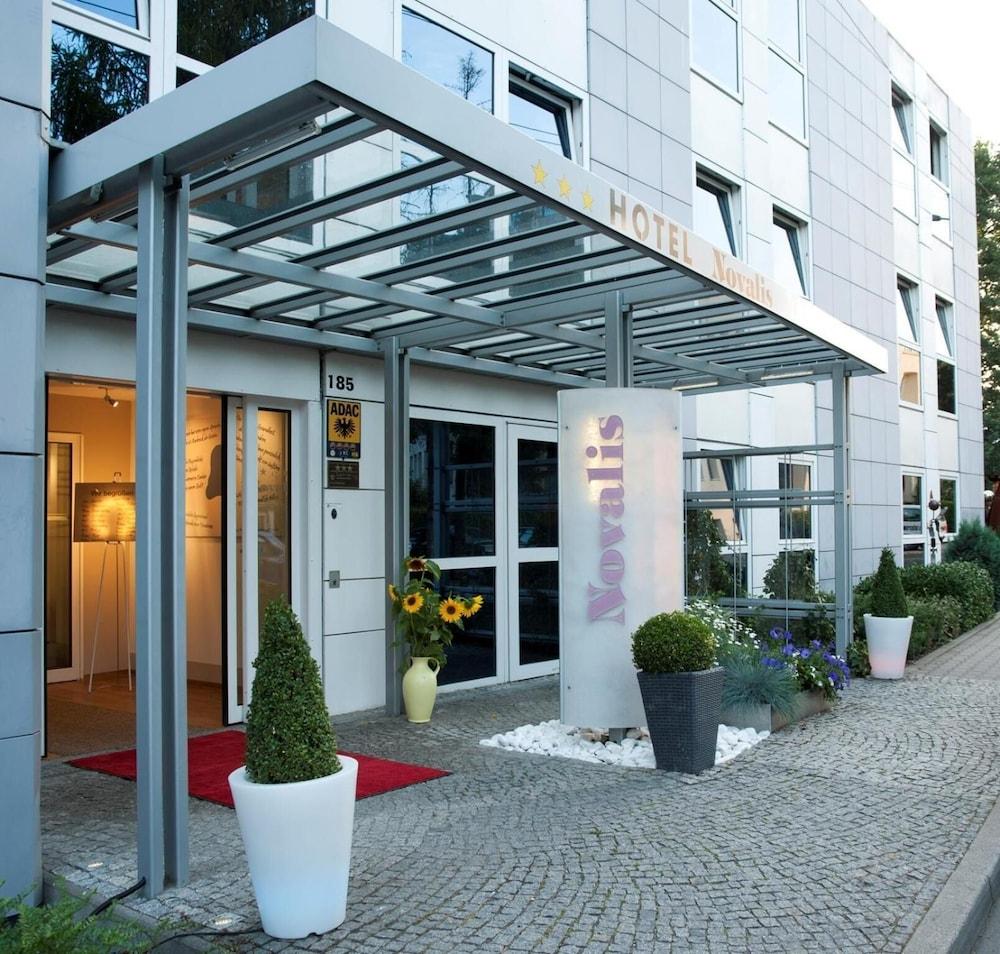 Novalis By Aurum Hotel 3*